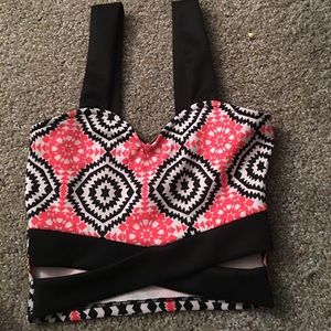 Patterned crop top, never worn!!